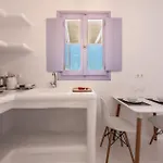 Plaka Suites