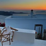 Plaka Suites Holiday home