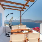 Plaka Suites Holiday home Plaka (Milos)