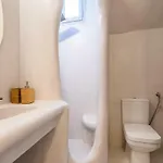Plaka Suites *