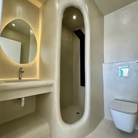 בית נופש Plaka Suites