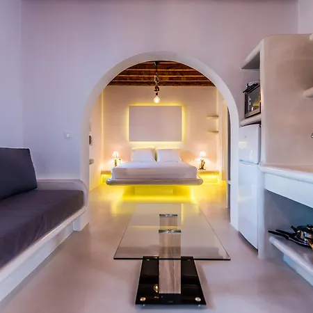 בית נופש Plaka Suites *