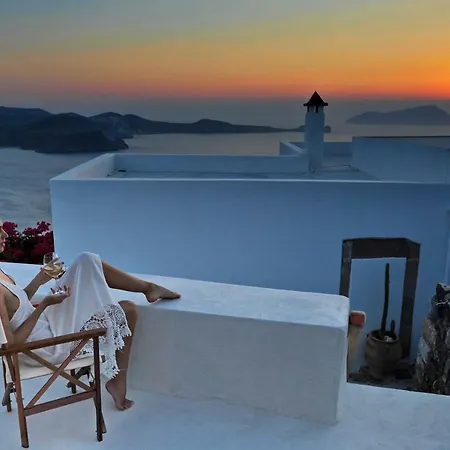 Plaka Suites בית נופש