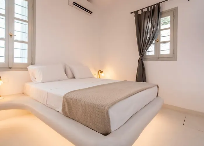 Hébergement de vacances Plaka Suites *