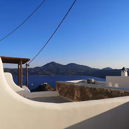 Plaka Suites Holiday home *