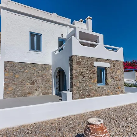 Plaka Suites Holiday home