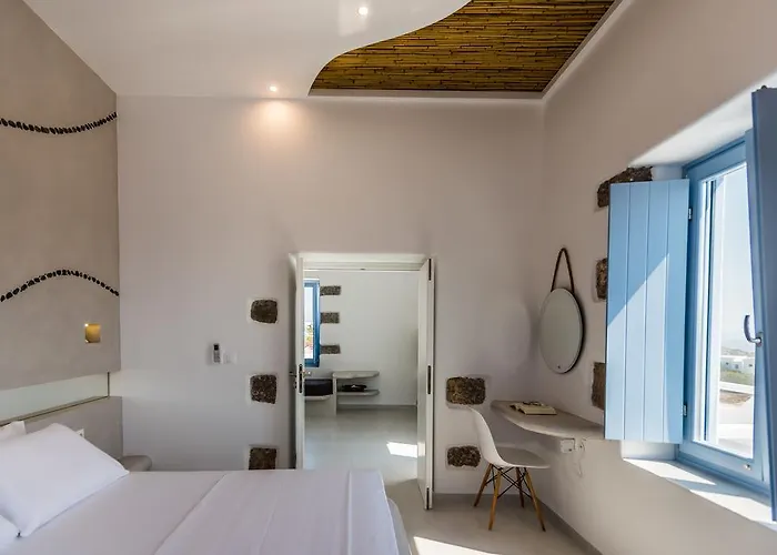 Semesterbostad Plaka Suites